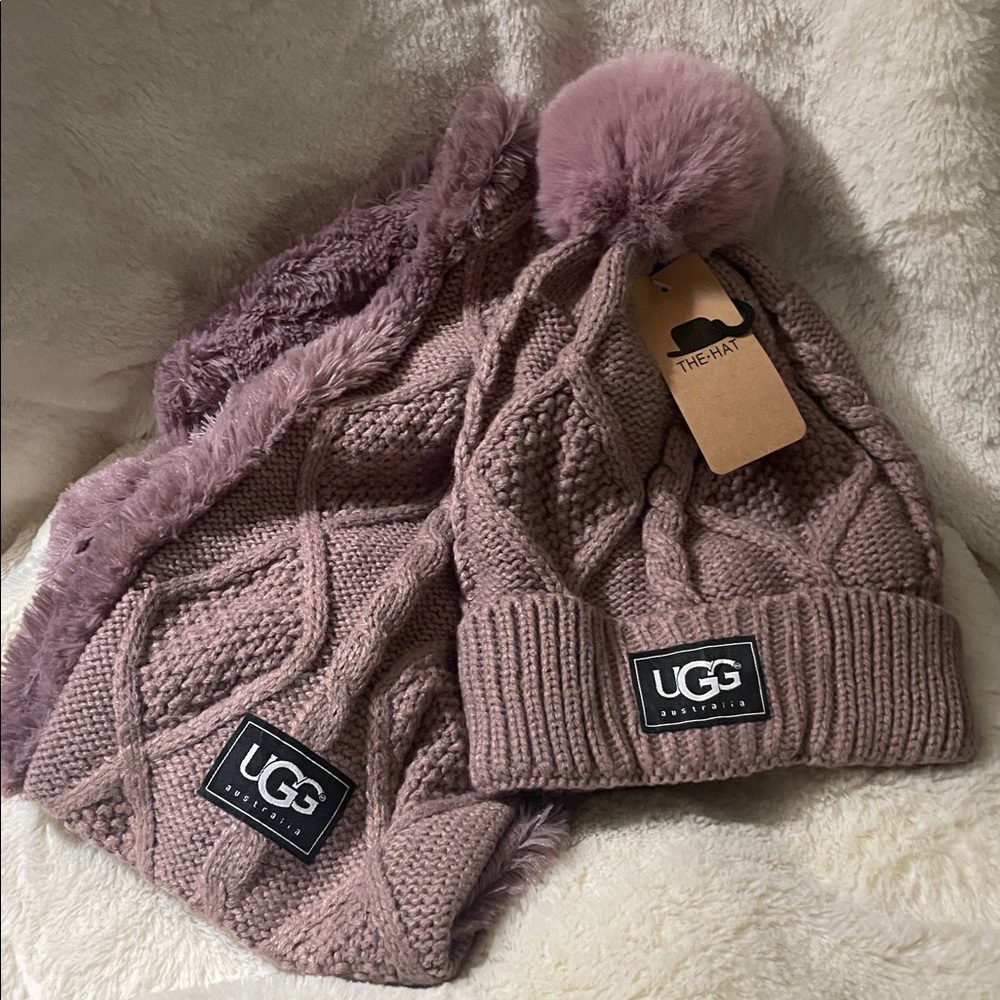 UGG Knit Beanie and Scarf Set NEW